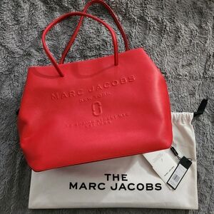 MARC JACOBS Logo Shopper East West Tote Bag
